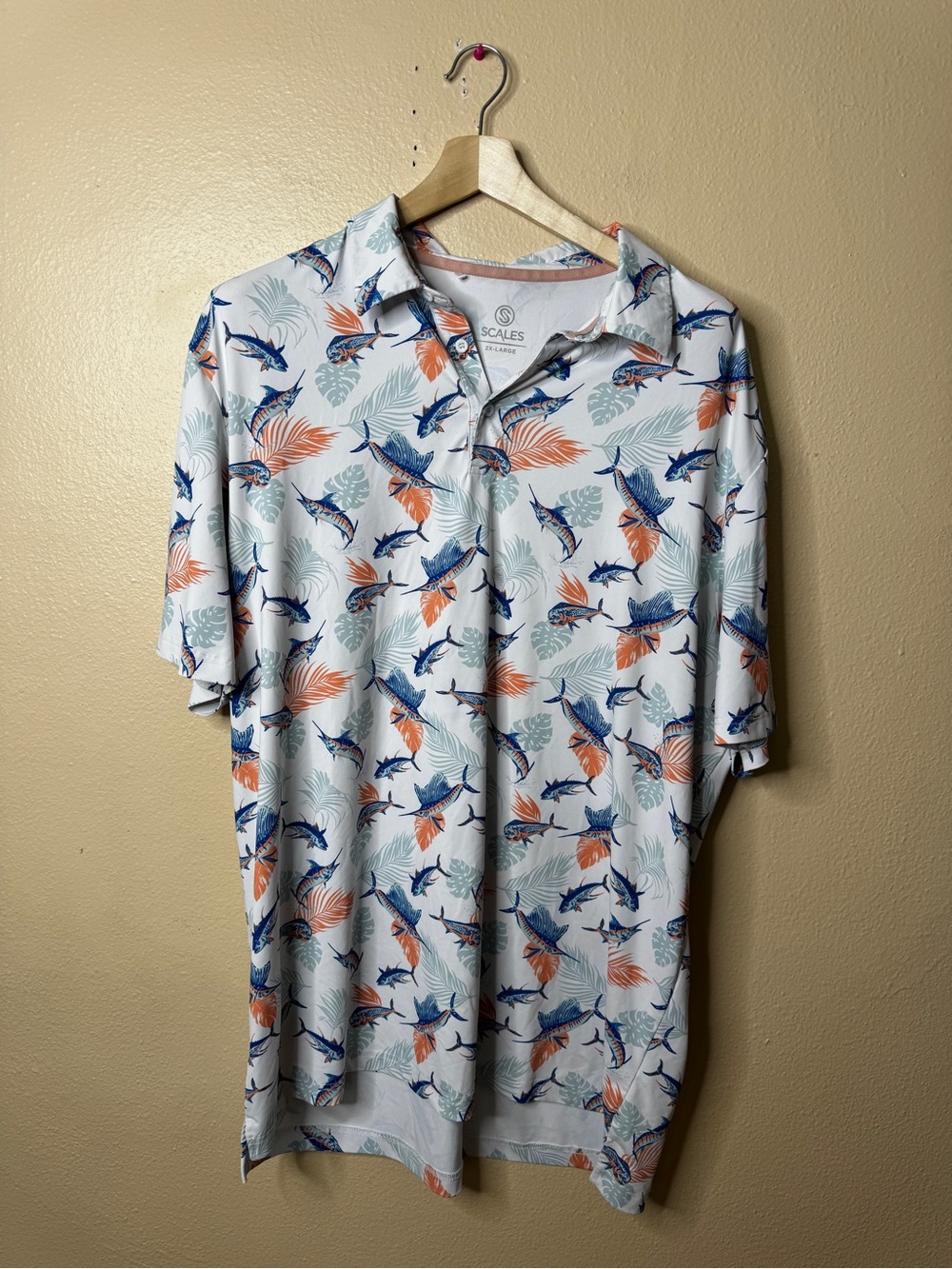 SCALES Shirt Men's 2XL White Offshore Clubhouse Collection Golf Polo Fish Print